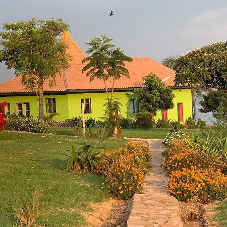 Samuka Island Retreat Villa Jinja Exteriör bild