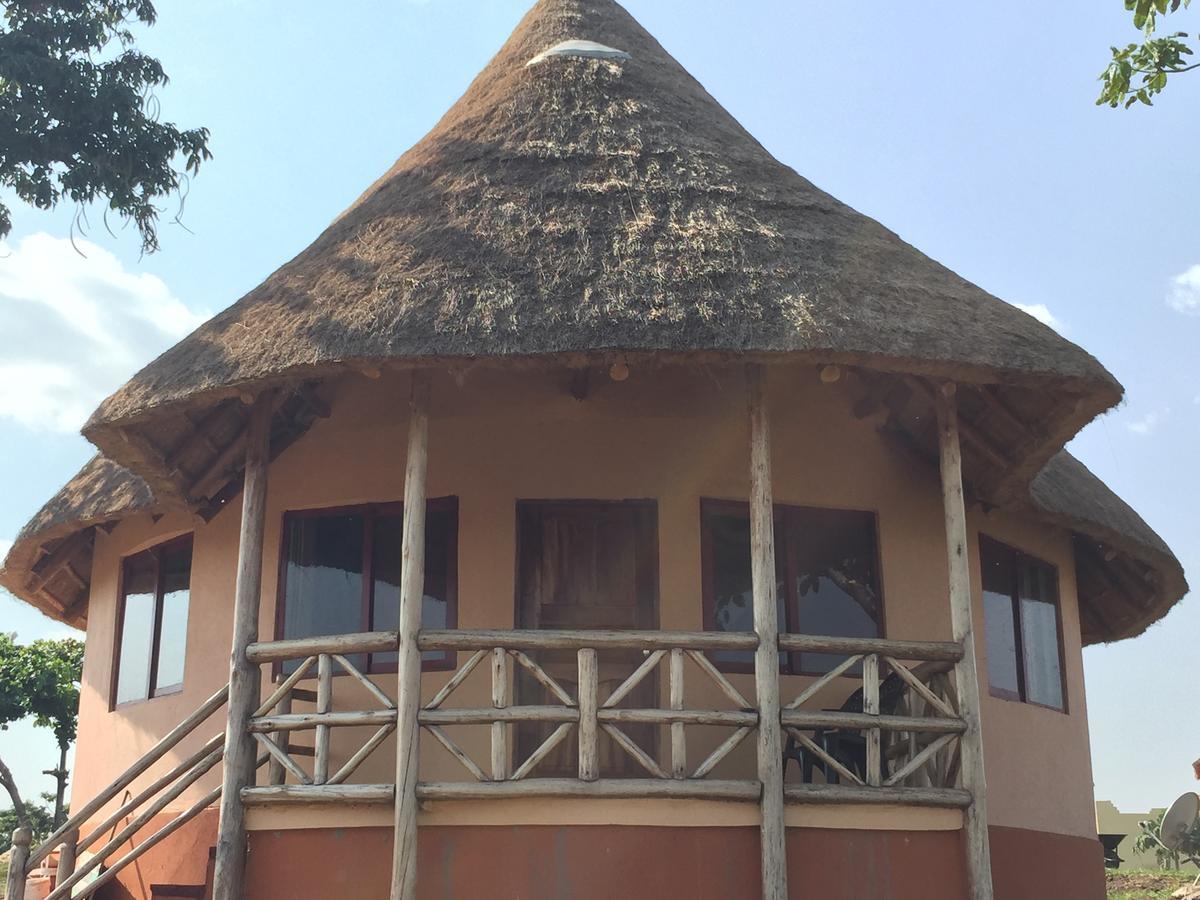 Samuka Island Retreat Villa Jinja Exteriör bild