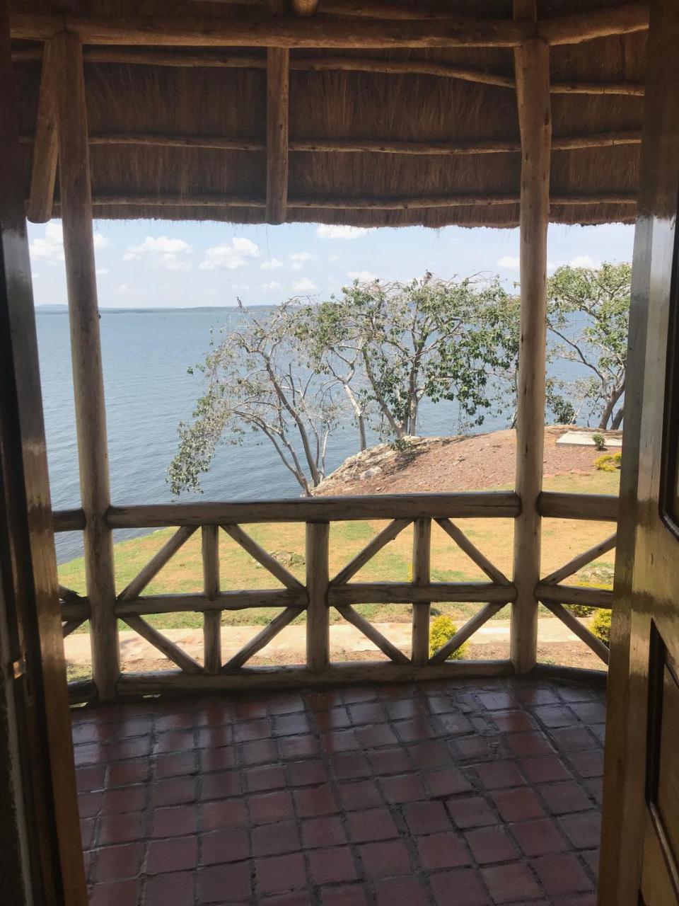 Samuka Island Retreat Villa Jinja Exteriör bild