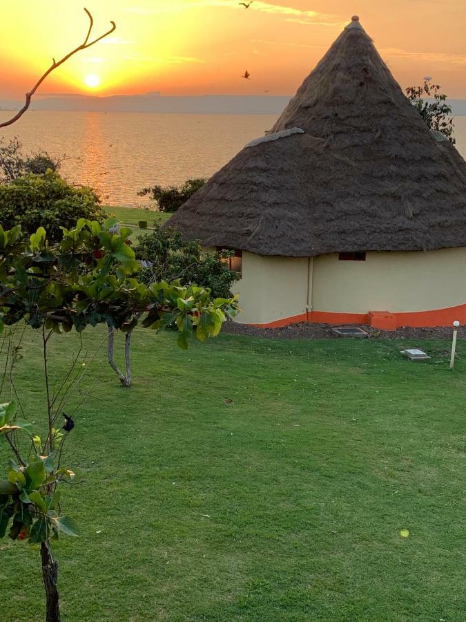 Samuka Island Retreat Villa Jinja Exteriör bild